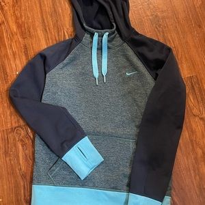 Nike Women’s hoodie. Size small
